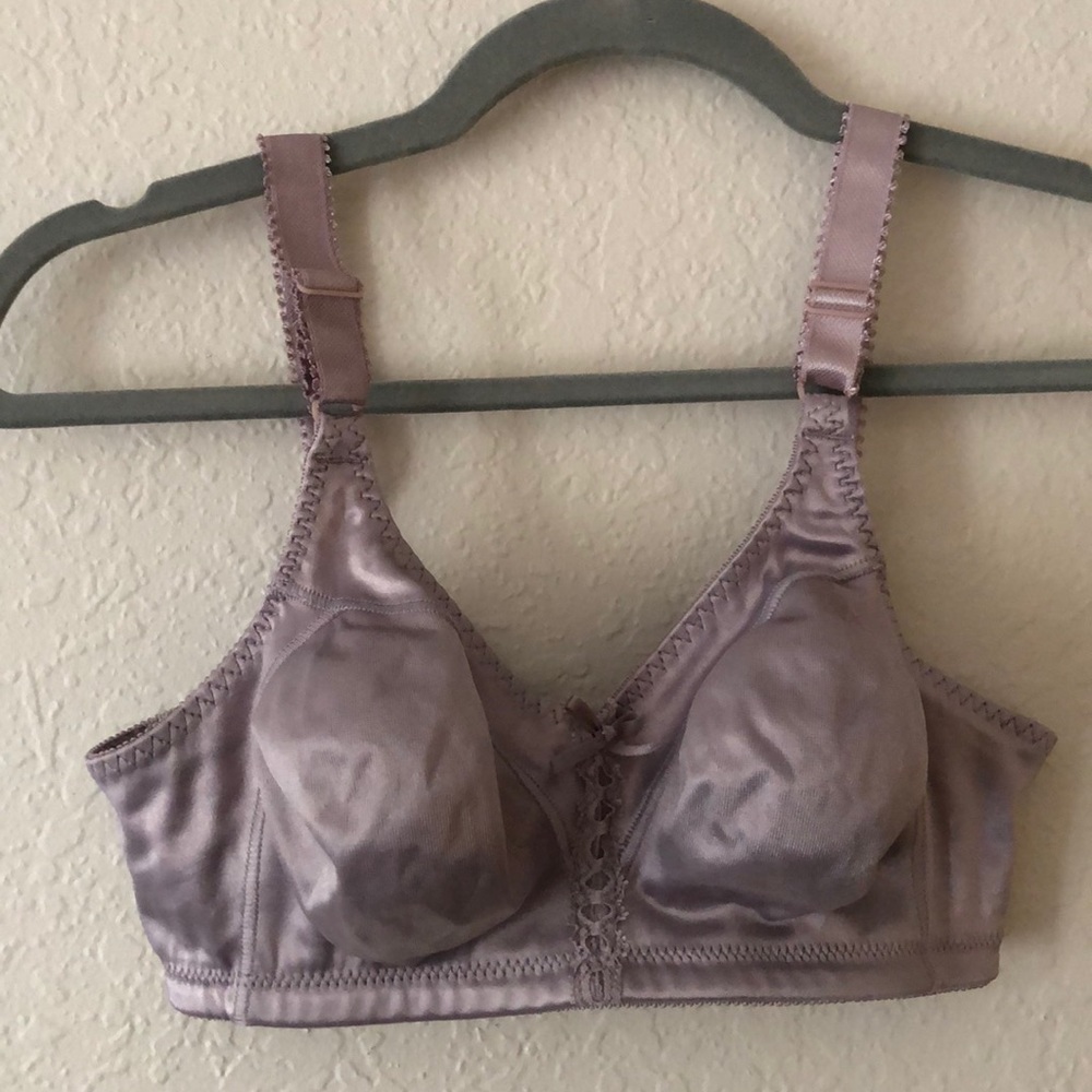 MadeInForm Vintage Bralette 34B Lilac